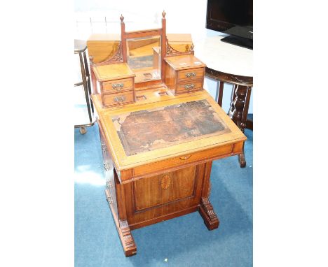 An Edwardian Davenport