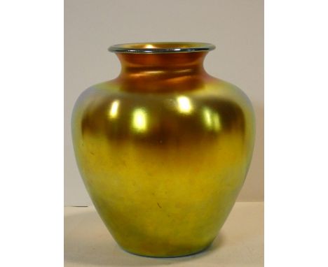 A large Steuben art glass vase, Gold Aurene glass with beautiful iridescence, signed Aurene, numbered. H.27cm 