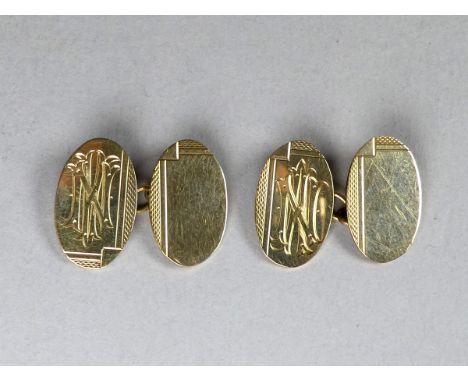A pair of 9ct yellow gold engine turned cufflinks - with initials, weight 7g. 