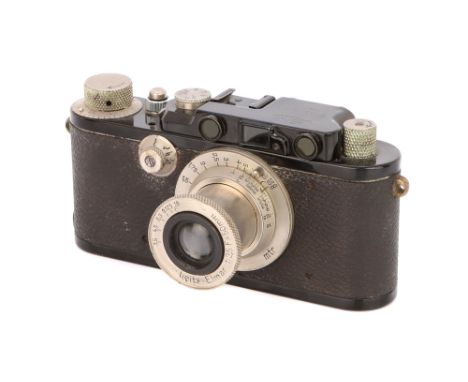 1933-39, black, with Leitz Elmar f/3.5 50mm lens, body, VG, lens, GNote: Lot imported under Temporary Admission. 5% UK import