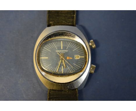 A 1970s Memostar alarm manual winding gentleman's wristwatch, on leather strap. 