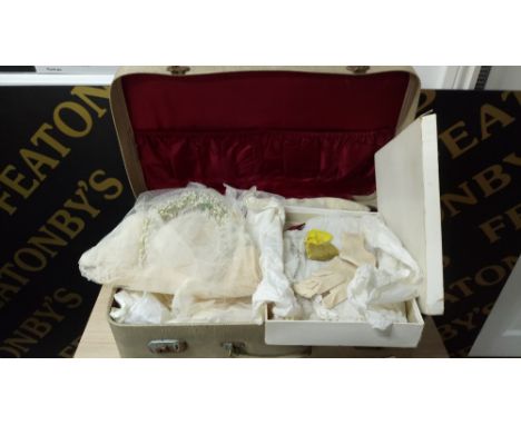 VINTAGE WEDDING DRESS IN CASE