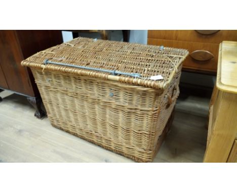 VINTAGE WICKER TRUNK