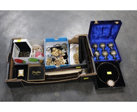 Costume jewellery, coins, Stratton compact, Minton mantle clock, wristwatches etc