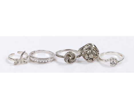 Five silver and coloured paste set rings, various sizes and styles, to include a dragonfly ring, 14.1g (5)No visible conditio