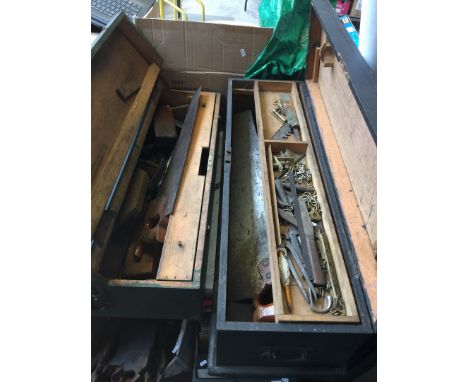 2 wooden boxes of joiners tools 