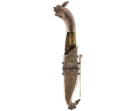A LATE 19TH OR EARLY 20TH CENTURY WHITE METAL SINHALESE OR CEYLONESE PIHA KAETTA, 25cm heavy section blade with reinforced br