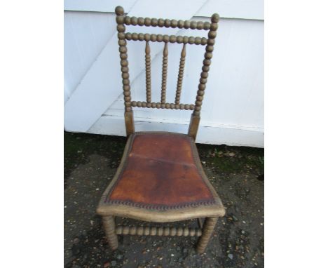 A bobbin leg chair