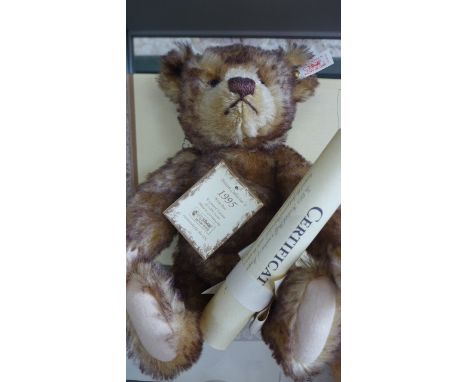 A Steiff British Collectors Bear 1995 - 30cm, Mohair - limited edition, number 2939 of 3000 with certificate and original box