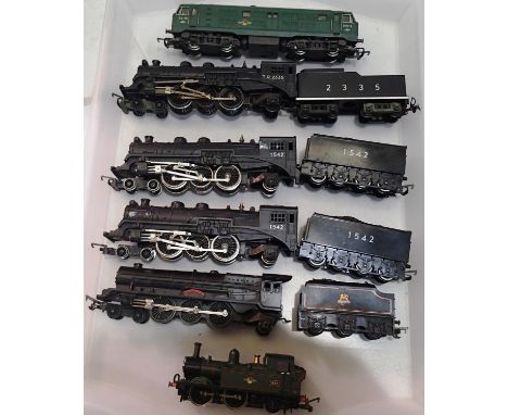 Six OO scale locomotives steam and diesel including three Triang Transcontinental Pacifics, mostly in fair to good condition.