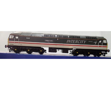 OO scale Bachmann class 47 diesel, Windsor Castle, 47835, Swallow Intercity Livery, with lights, detail fitted, in excellent 