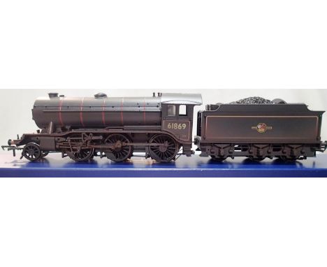 OO scale Bachmann 32-280, class K3, Black Late Crest, 61869, weathered, D.C.C fitted, detail fitted, in excellent condition, 