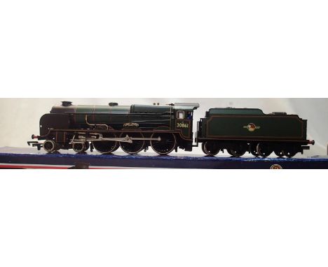 OO scale Bachmann 31-403, Lord Anson 30861, Green Late Crest, in excellent condition, crew fitted, box has wear, no paperwork