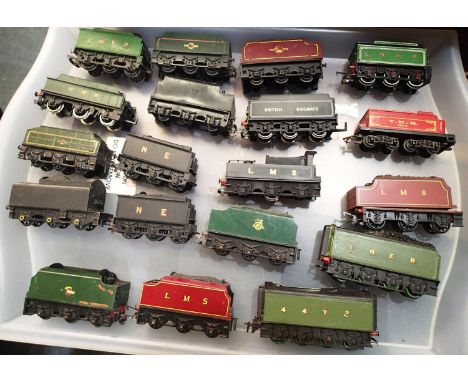 Nineteen OO scale locomotive tenders, various makes, mostly in good condition. UK P&amp;P Group 1 (£16+VAT for the first lot 