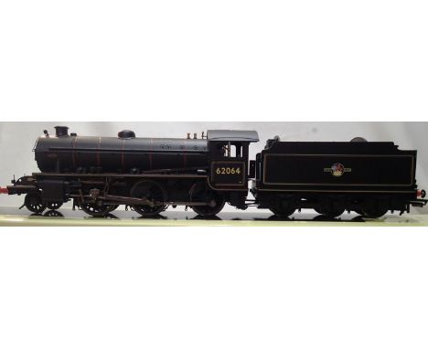 OO scale Hornby R3243B, class K1, Black, 62064, Late Crest, D.C.C fitted, in excellent to near mint condition, box has slight