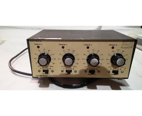 Gaugemaster series Q four track controller, marks on casing. UK P&amp;P Group 1 (£16+VAT for the first lot and £2+VAT for sub