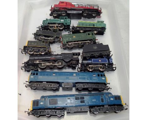 Ten OO gauge assorted locomotives, various makes, all for spares or repair. UK P&amp;P Group 1 (£16+VAT for the first lot and