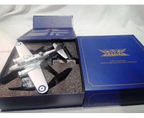 Oxford diecast 1/72 scale aircraft, 72AA002 Avro Anson MK1, 217 SQN, Coastal Command, in excellent to near mint condition, bo