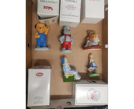 A collection of Wade figures to include Sutty, Sweep, Andy Pandy, Alice &amp; Looby Loo / Teddy (1 tray) 