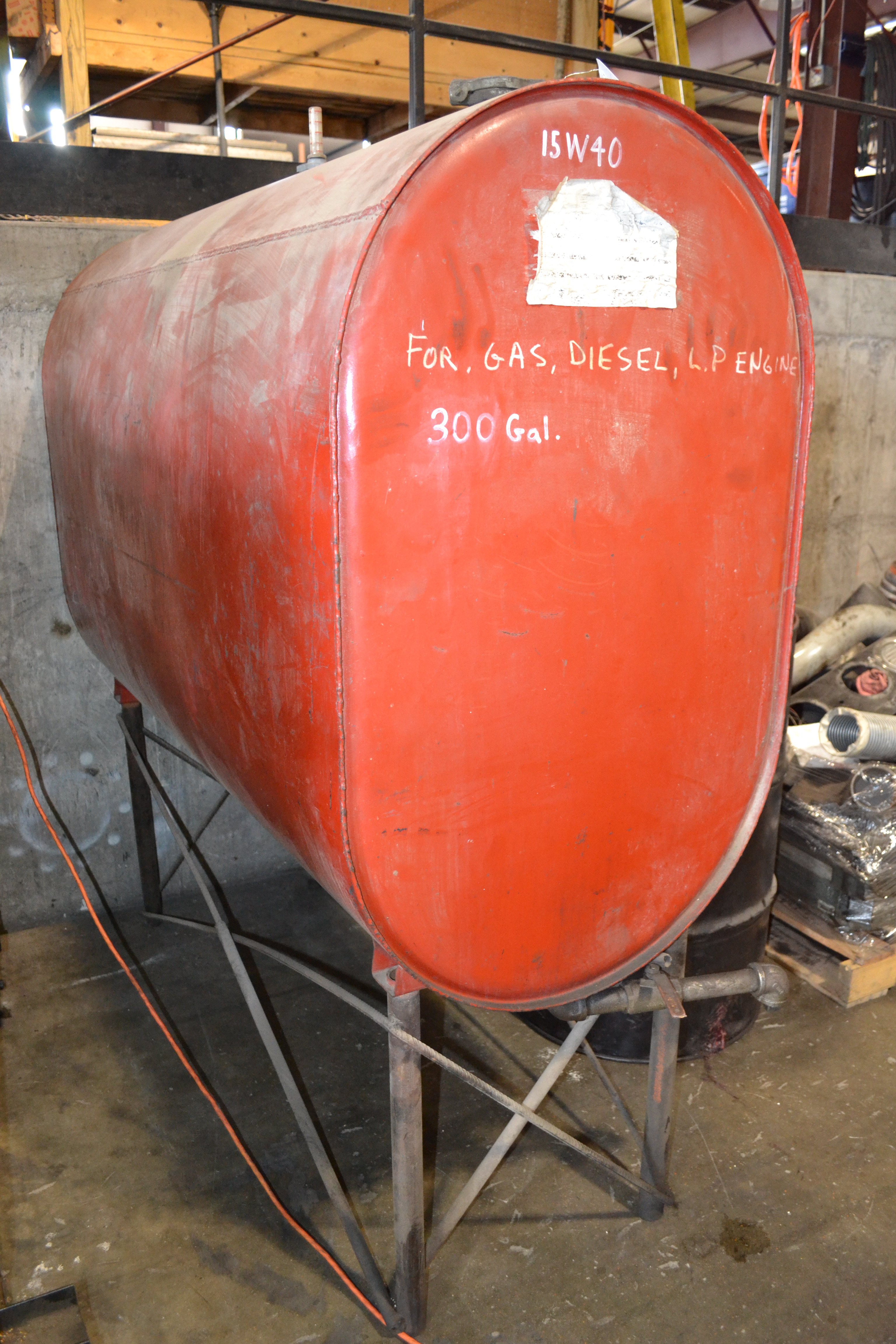 300-gallon-oil-fuel-storage-tank