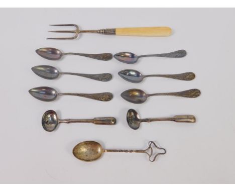 A pair of George III silver mustard spoons, initial engraved, William Pugh, Birmingham 1813, George V silver teaspoon, Birmin