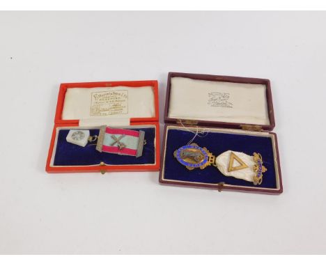 A Masonic silver and enamel Founder's jewel, Chapter Truth, No 944, London 1908, boxed, and a Mark Master Mason Member's jewe