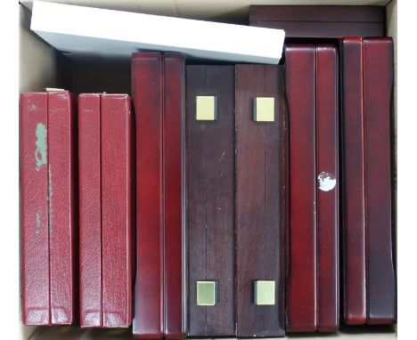 SEVEN WOODEN COIN PRESENTATION BOXES TOGETHER WITH TWO MATCHING 2002 JUBILEE CASES AND ONE ROYAL MINT PRESENTATION BOX IN LIG