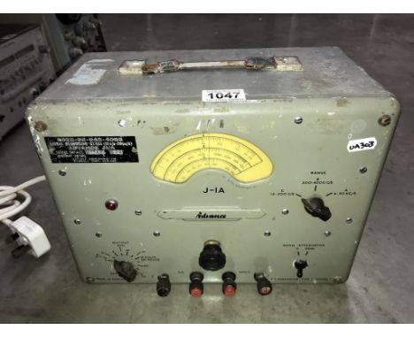 A vintage advance signal generator (J1/A modelCT433) (Collect only & sold as seen)