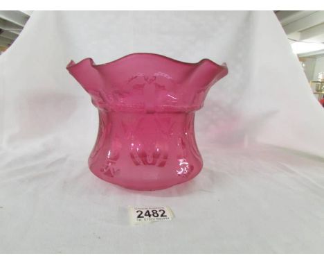 An etched cranberry glass oil lamp shade, in good condition. ****Condition report**** Good quality reproduction with no damag