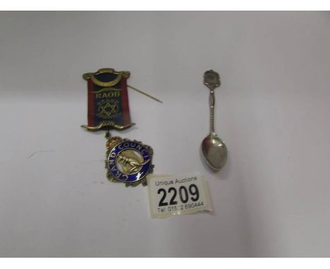 A hall marked silver RAOB medal and a silver spoon.