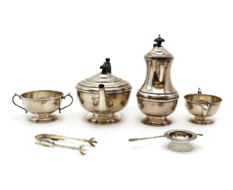 An Irish silver tea service,by Jewellery &amp; Metal Manufacturing Co Ltd, Dublin 1978, comprised of a teapot, 15.5cm high, c