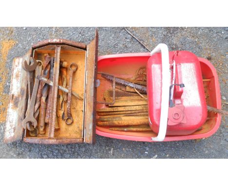 A quantity of tools, etc.