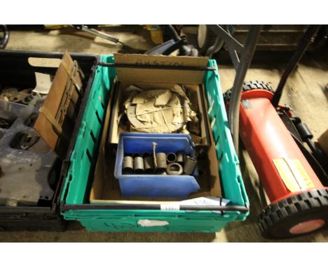 A quantity of Austin and MG parts and valves etc. (27)