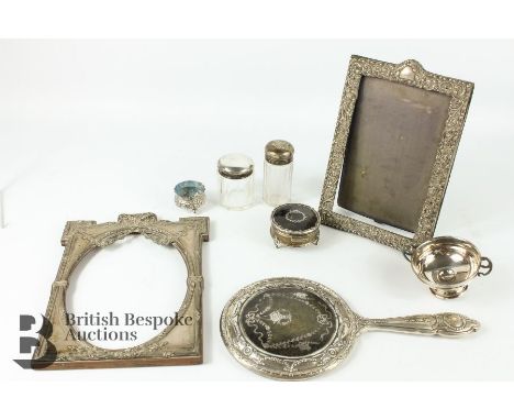 Miscellaneous silver, including a silver hand mirror hallmarked Birmingham 1911 mm JA&amp;S (J Aitkin &amp; Son), silver trin