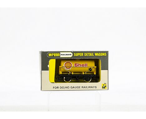 Rare Wrenn 00 Gauge Wagons, W5039 'Esso' Petrol Wagon in original Wrenn box, W5040 'Shell' Petrol Wagon in original 1992 box,