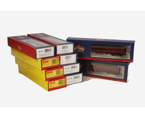 Ten Bachmann and Hornby LMS Coaching Stock,  comprising Bachmann 34-226D (2), 34-252C (2), 34-226C, 34-327C and 39-775 Inspec