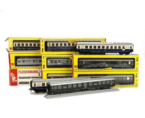 Fleischmann and other makers H0 Gauge DB Coaches, including blue and cream  (4, two unboxed), Stainless Steel (3), green (4),