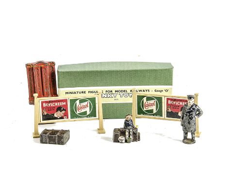 Hornby 0 Gauge Dinky Toy Figures and other Figures, Station Staff (3) and Passengers (4), in original green No 4 Engineering 