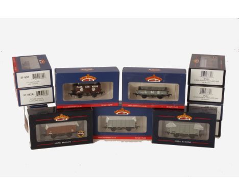 One Dozen Bachmann 4-wheeled Freight Stock,  identical to previous lot, all E, boxes E (12)  