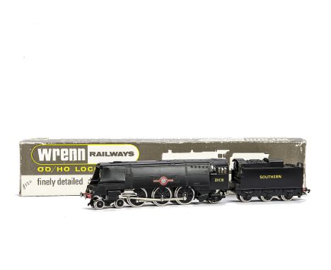 A rare Wrenn 00 Gauge W2289 Bullied 'Spam Can' SR Black 'Canadian Pacific' Locomotive and Tender Running Number 21C5, in SR b