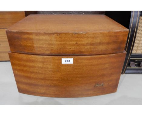 A PYE Hifi electric record player with a Hi-G S117 turntable (af) Condition Report: Available upon request