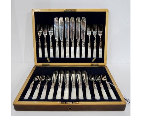 A cased set of EP &amp; mother of pearl dessert cutlery Condition Report: Available upon request