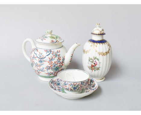A Worcester Porcelain Tea Canister and Cover, circa 1780, with floral knop and of fluted form, painted in polychrome enamels 