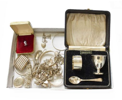 A Quantity of Silver and White Metal Jewellery, including a byzantine link necklace, a fancy link bracelet, two charm bracele