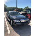 Lincoln Signature LTown Car, Miles = 64,480, Year 2011, Vin #2LNBL8FV3BX764684
