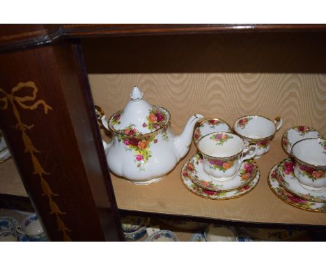A Royal Albert 'Old Country Rose' pattern part tea service. (18 pieces)