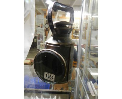 A BR British Railways signal lamp.&nbsp;It looks like an original burner.