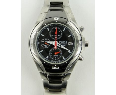 A gent's Pulsar chronograph wristwatch,
stainless steel case, boxed, GWO.