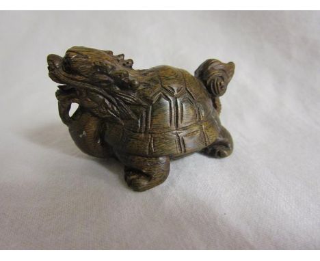 Netsuke - Signed - Wooden turtle of Foo!