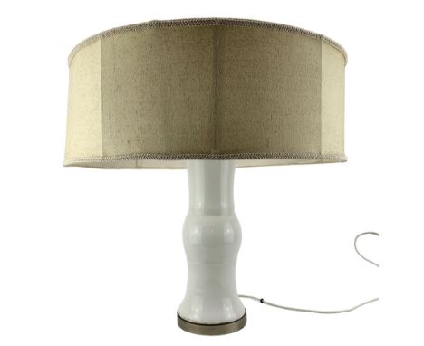 Early to mid 20th century Continental white glazed porcelain table lamp, of Gu form, with brushed metal fittings and large sh